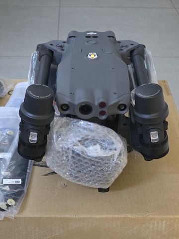 DJI M30T Drohne