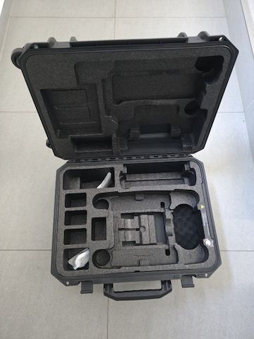 DJI M30T Drohne