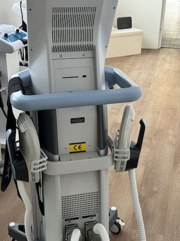 Ems Bodysculpting Fettreduktion Bodyforming