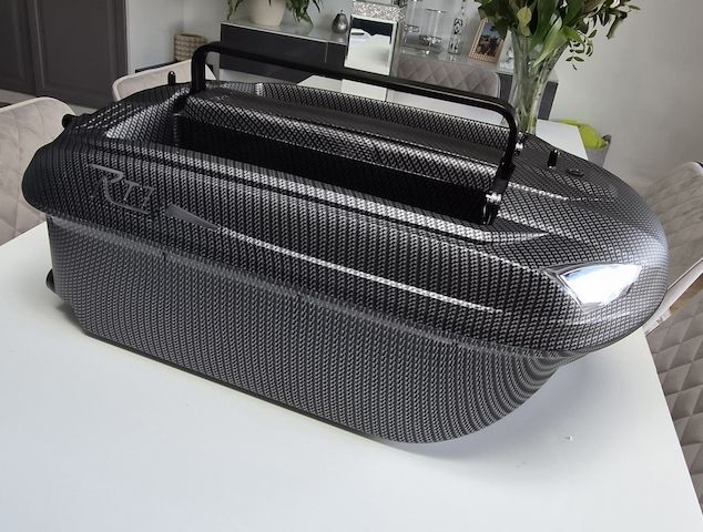 Carplounge RT7 V4 Pro Carbon Bait Boat Carplounge RT7 V4 Pro Carbon Bait Boat