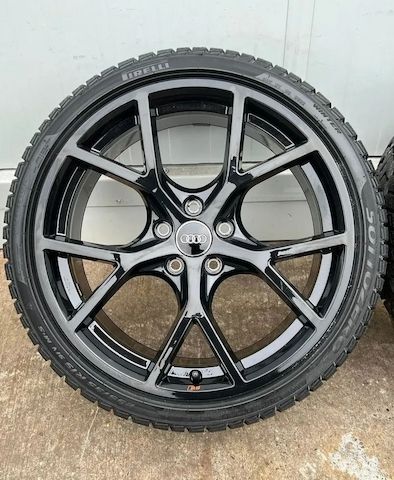 Audi RS3 8Y 19 Zoll Y Winterräder