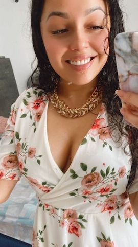 Sexy Frau verfügbar für Sex- und Massage-Begegnungen