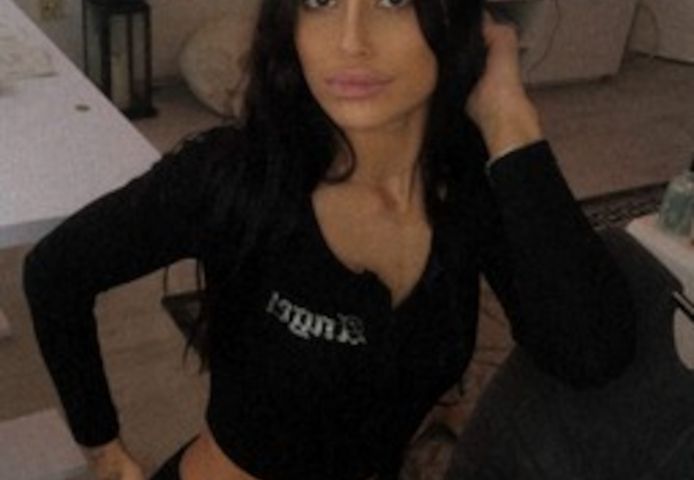 Schreib mir und wir werden viel Spaß zusammen haben