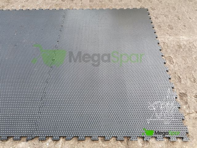 Stallmatten & Pferdematten kaufen Top-Preise für Boxenmatten