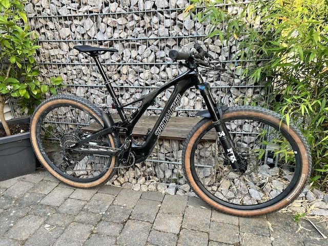 Specialized Levo SL Expert Carbon E-Mountainbike