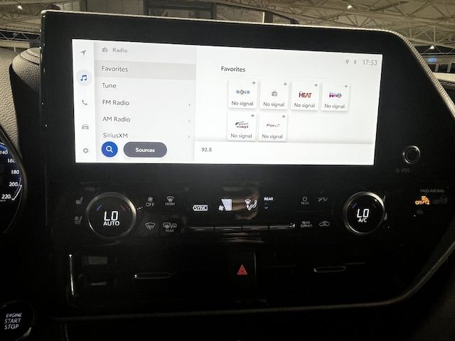 Toyota Highlander Platinum AWD, Baujahr 2023 🧊