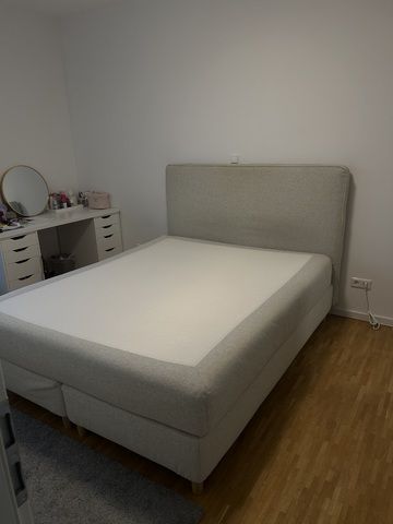 Boxspringbett (Ikea) 160x200 cm mit Matratze - sehr guter Zustand
