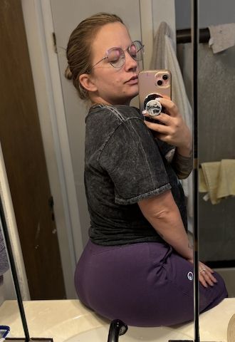 Ich bin für ein bisschen frechen Spaß zu haben.