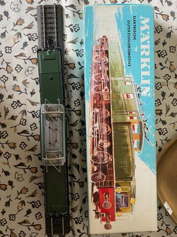 Märklin HO 3015 SBB Krokodil OVP Top-Zustand
