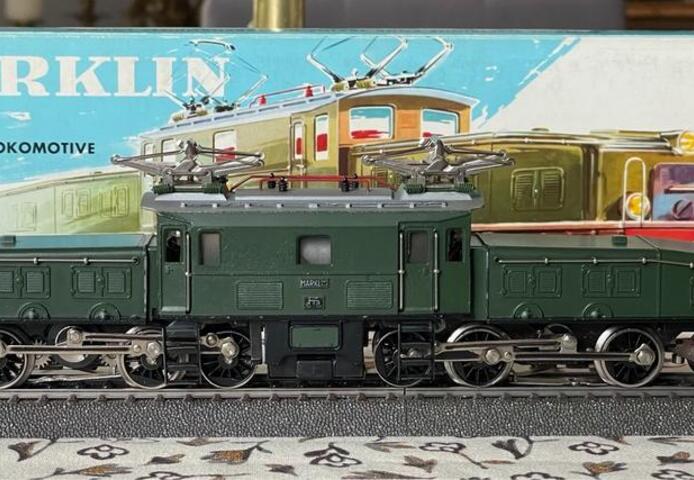 Märklin HO 3015 SBB Krokodil OVP Top-Zustand