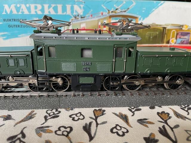 Märklin HO 3015 SBB Krokodil OVP Top-Zustand
