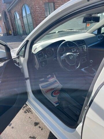 Ich verkaufe meinen Golf zu einem guten Preis