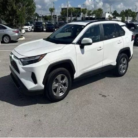 Toyota RAV4 2022 xle 