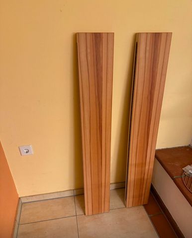 Schöne Venjakob Wohnwand aus Massivbuche mit Couchtisch & mehr