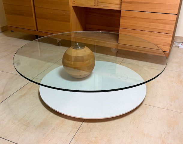 Schöne Venjakob Wohnwand aus Massivbuche mit Couchtisch & mehr