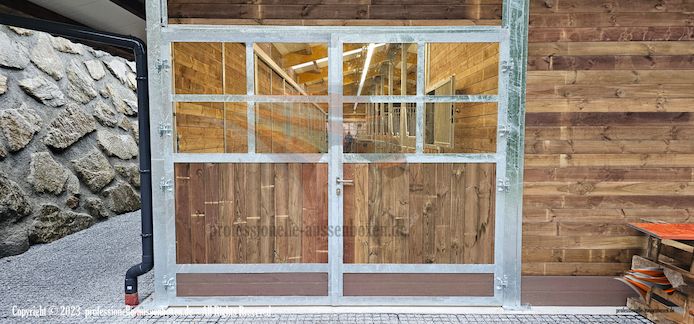 Stalltür kaufen & Paddocktür - Scheibetore | Pferdestalltür