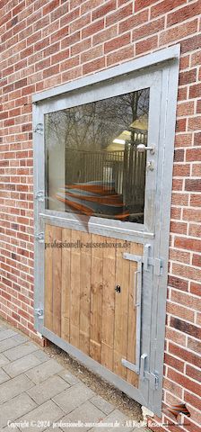 Stalltür kaufen & Paddocktür - Scheibetore | Pferdestalltür