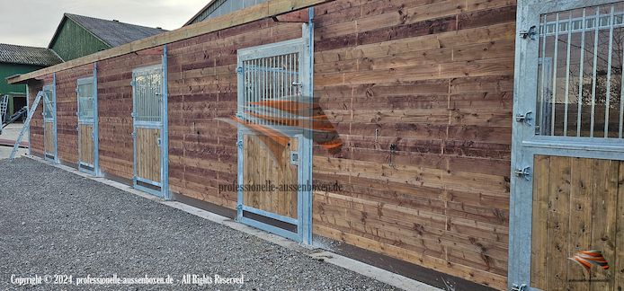 Stalltür kaufen & Paddocktür - Scheibetore | Pferdestalltür