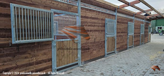 Stalltür kaufen & Paddocktür - Scheibetore | Pferdestalltür