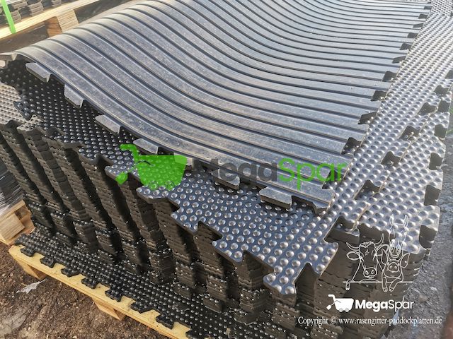 Rutschfeste Stallmatten & Pferdematten | Liegematte für Pferde kaufen