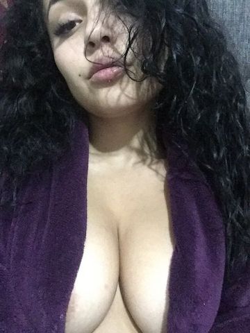 Sexy Frau verfügbar für Sex- und Massage-Begegnungen