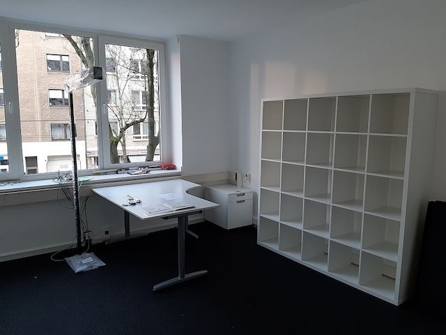 Möbelmonteur hilft in Düsseldorf