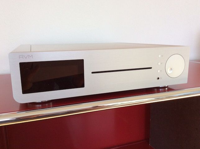 AVM CS 2.3 Silber all in one, Streamer, Amp., Netzwerk, Laufwerk