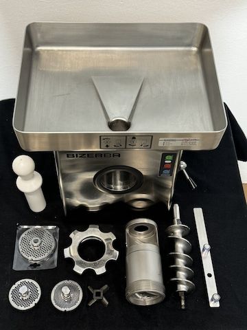 Bizerba FW N22 Fleischwolf Tischwolf Meat Mincer NEUWERTIG BJ 2021 Hack Wolf