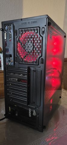 Custom neu RGB PC