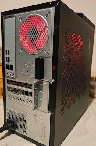 Acer Nitro Neu RGB PC DDR5