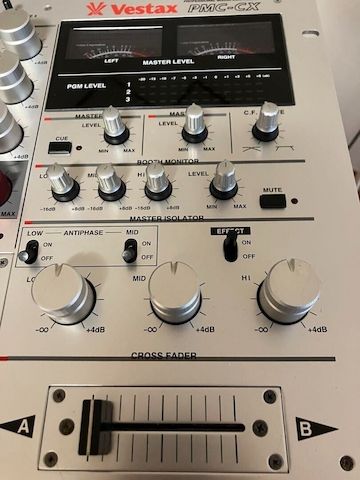 Vestax PMC-CX Professioneller DJ-Mixer