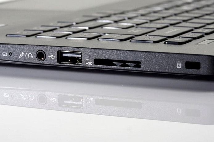 15 Zoll Notebook, FULL HD, SSD, Windows 11 mit Tasche