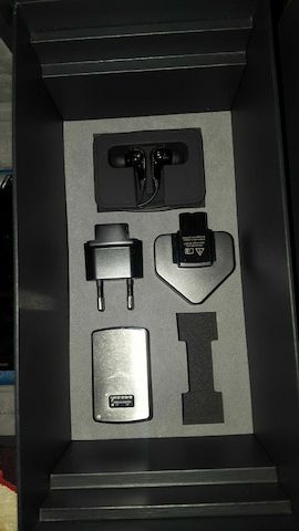 Vertu Aster Lagoon Calf LT