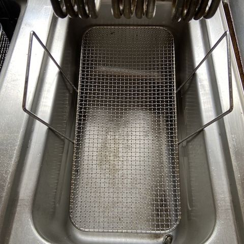 Gastroküche Imbissküche Top Zustand Firma EKU Pommeswärmer MKN 1.80m