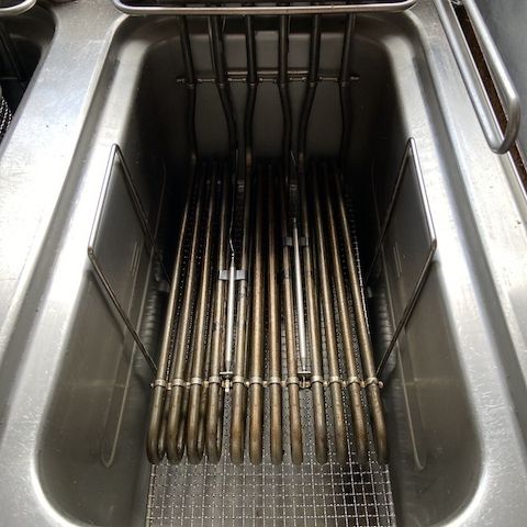 Gastroküche Imbissküche Top Zustand Firma EKU Pommeswärmer MKN 1.80m