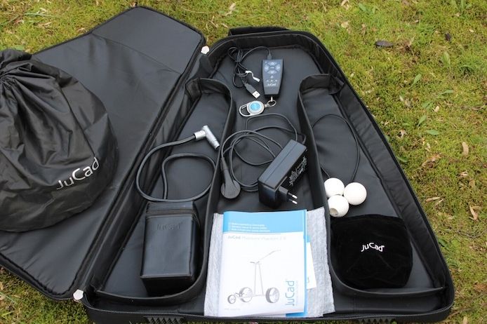 JuCad Phantom Carbon Schwarz mit Fernbedienung Golf Elektro Trolley top