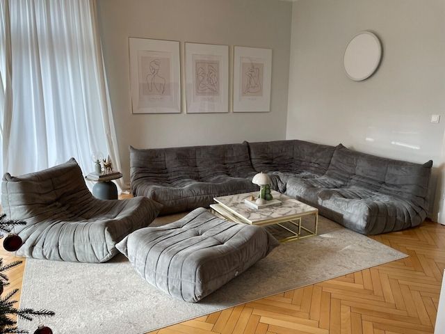 Ligne Roset Togo Couch Komplettset 3, 2, 1, Ecke, Hocker grau Microfaser Sessel