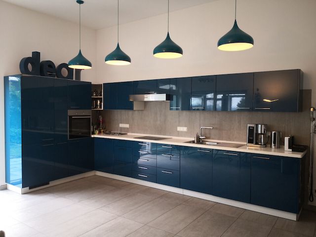 Nolte Küche in Petrol. 2,20x4,50 sehr guter Zustand mit Siemens-Elektrogeräten