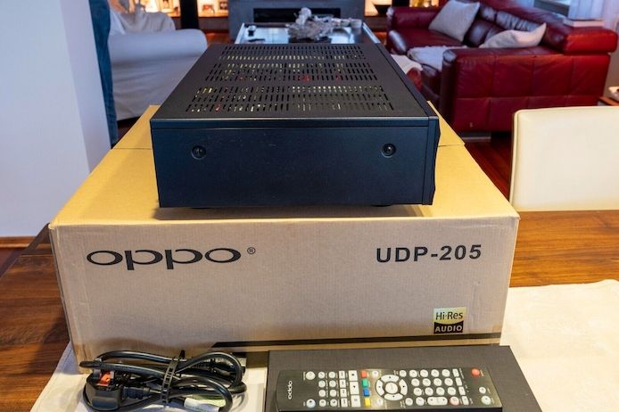 Oppo UDP 205 Sehr gute Zustand, der beste Player Weltweit