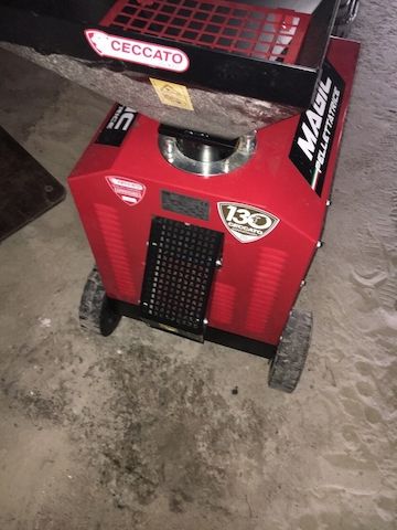 Pelletpresse Presse 6mm Magic Neuwertig erst 20 h gelaufen 220V Markenqualität