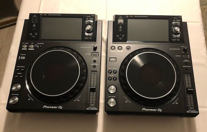 PIONEER DJ - XDJ 1000 MK2  Paar  + 2x Flightcase  WIE NEU