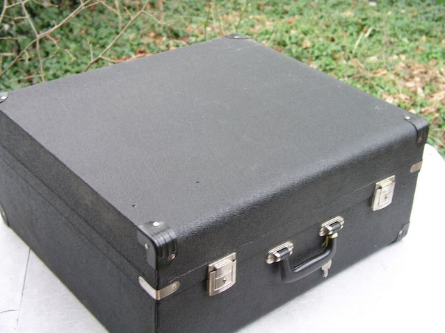 Sehr schönes schwarzes Akkordeon Paolo Soprani Super Paolo mit 140 Bässen (76)