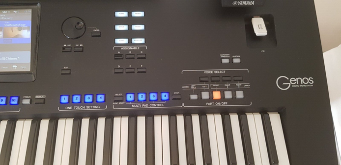 Yamaha Genos mit Garantie und Rechnung, OVP, makelloses Wohnzimmergerät