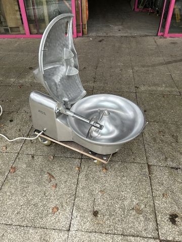 ADE KUTTER FLEISCHKUTTER CUTTER Tischkutter 11 Liter , 1 Gang 380 Volt