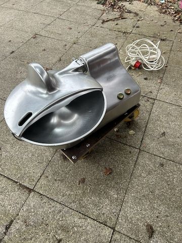 ADE KUTTER FLEISCHKUTTER CUTTER Tischkutter 11 Liter , 1 Gang 380 Volt