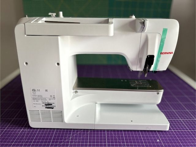 BERNINA 590 Näh- und Stickmaschine inkl. BSR