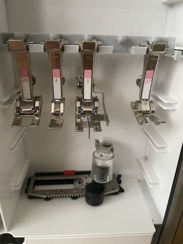 BERNINA b570 QE Nähmaschine