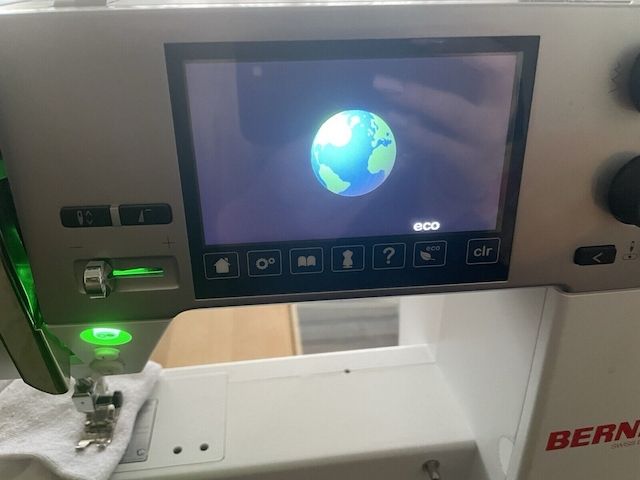 BERNINA b570 QE Nähmaschine