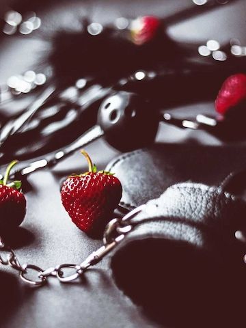 Du wirst als devoter Sklave/Sub/Diener online erzogen!