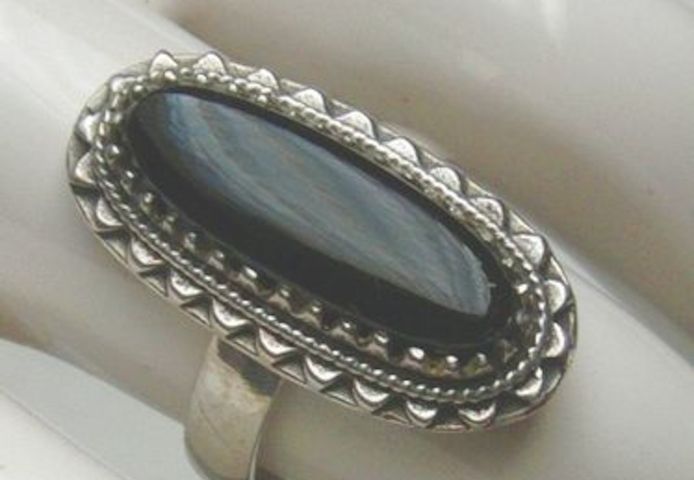 Ring, 925 Silber mit gefassten Onyxstein